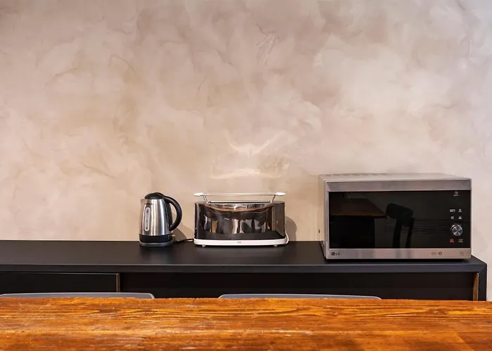 Portego Del Drapier 아파트 *