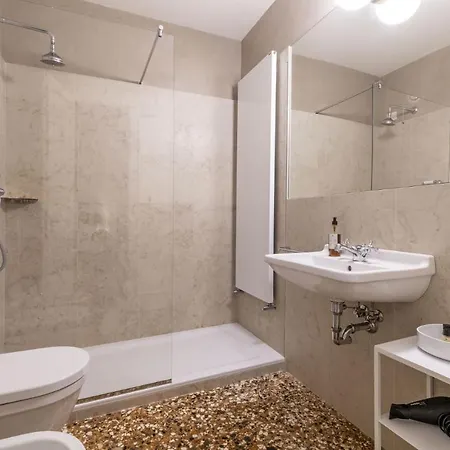 Portego Del Drapier Apartment