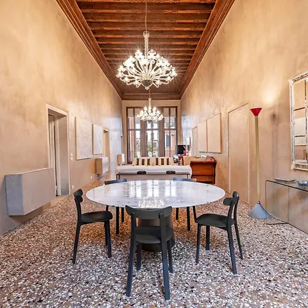 Portego Del Drapier *