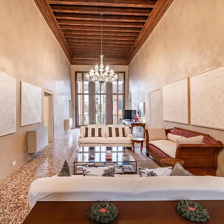 Portego Del Drapier 公寓