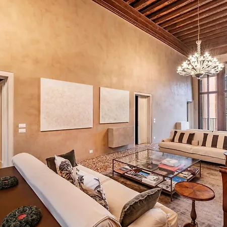 Portego Del Drapier Apartment *